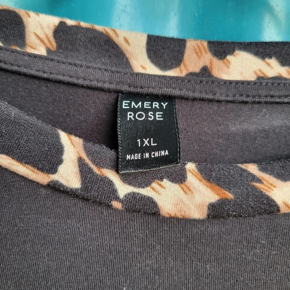 Emery Rose Plus Black Asymmetrical Tee top with faux leopard print 1XL  (14) - Picture 3 of 6